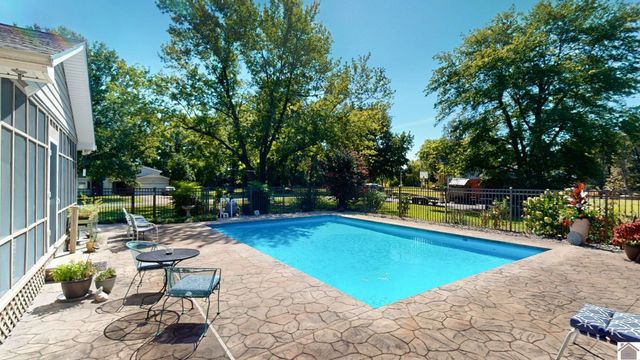 223 Circle Drive, Mayfield, KY 42066