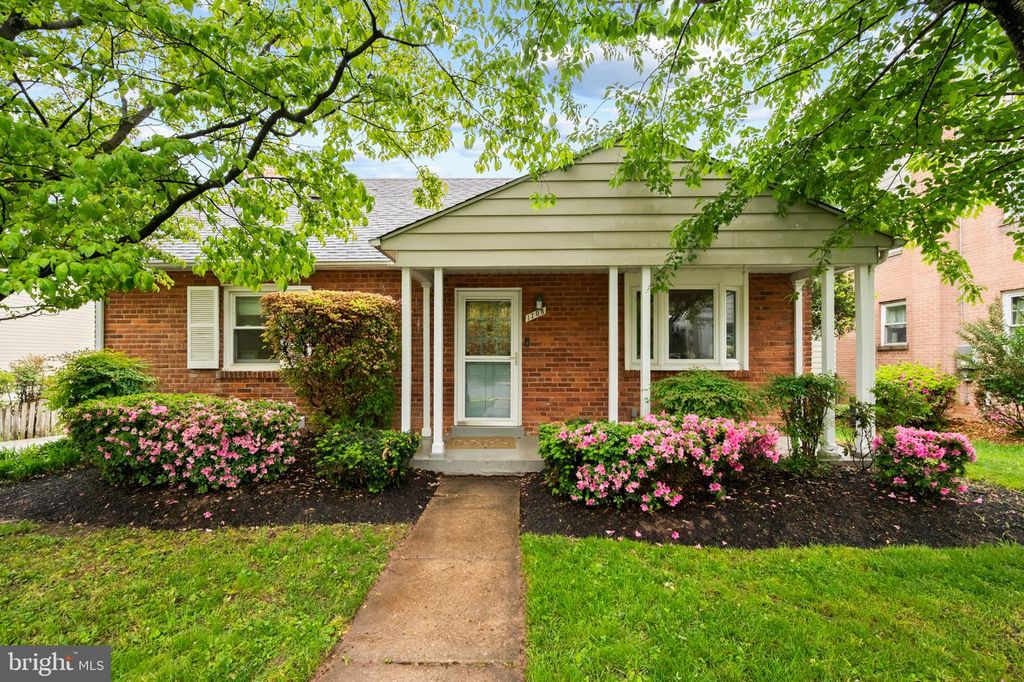 1708 BRISBANE ST, Silver Spring, MD 20902