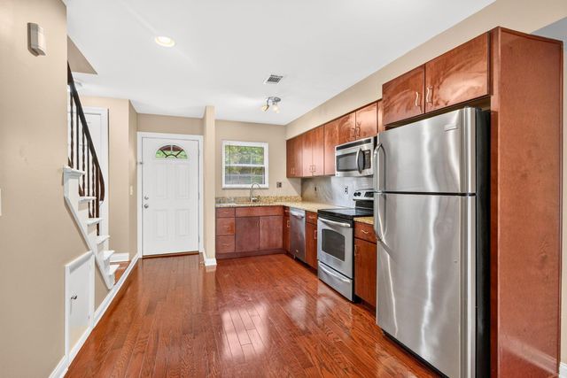 825 Mcclain Road, Columbus, OH 43212