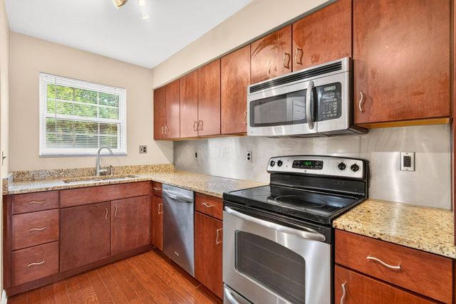 825 Mcclain Road, Columbus, OH 43212