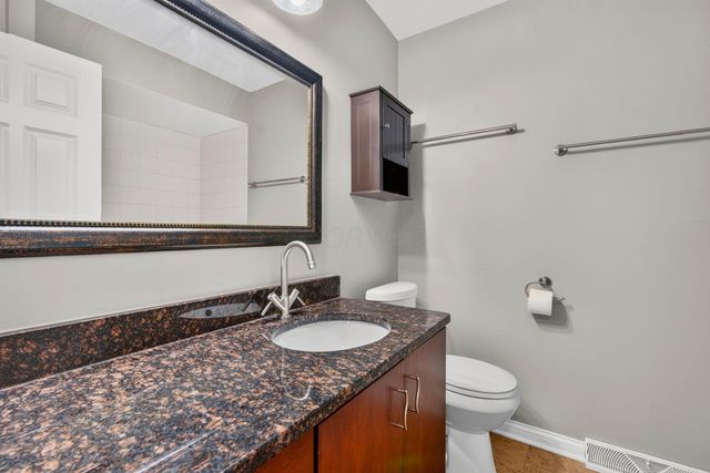 825 Mcclain Road, Columbus, OH 43212