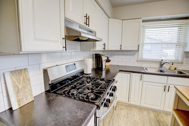 825 Northland Drive, Madison, WI 53704