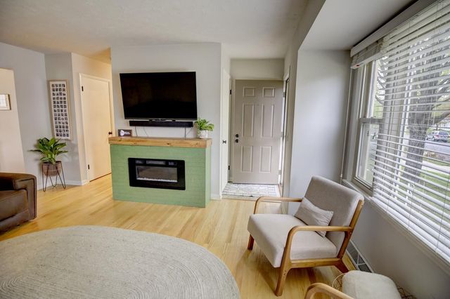 825 Northland Drive, Madison, WI 53704