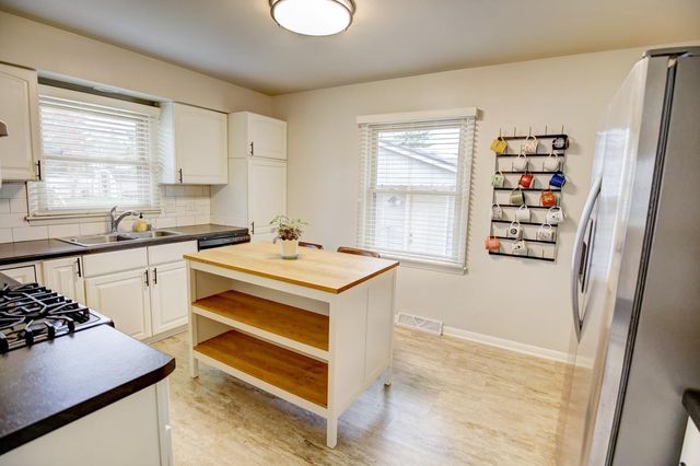 825 Northland Drive, Madison, WI 53704