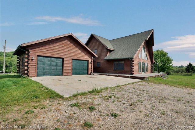 10071 N Hillman Road, Belvidere Township, MI 48850