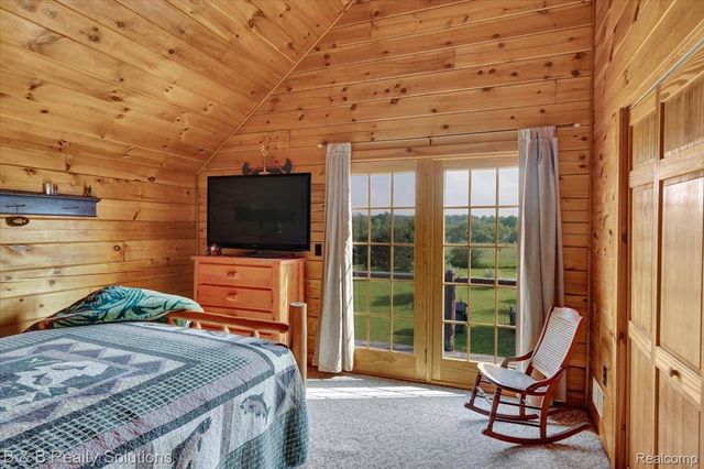 10071 N Hillman Road, Belvidere Township, MI 48850