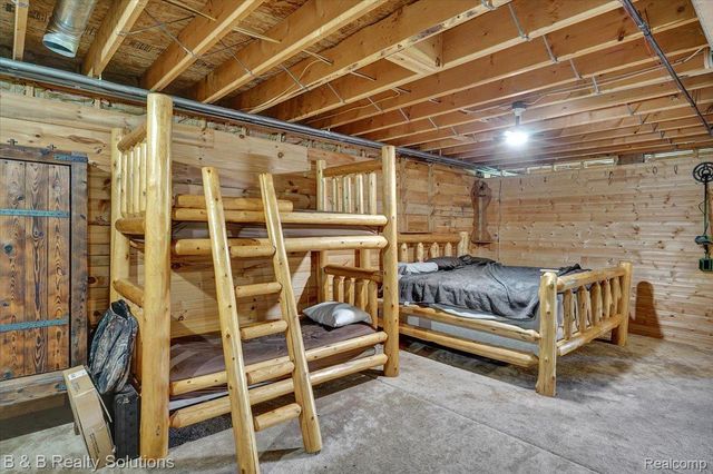 10071 N Hillman Road, Belvidere Township, MI 48850