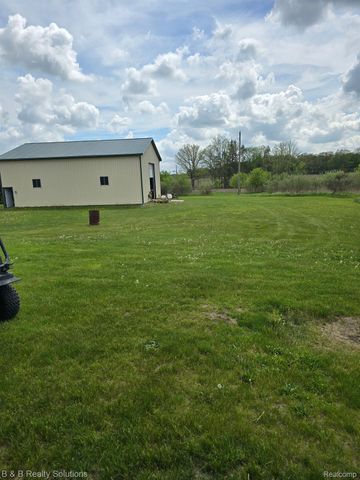 10071 N Hillman Road, Belvidere Township, MI 48850