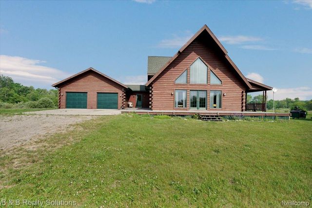 10071 N Hillman Road, Belvidere Township, MI 48850