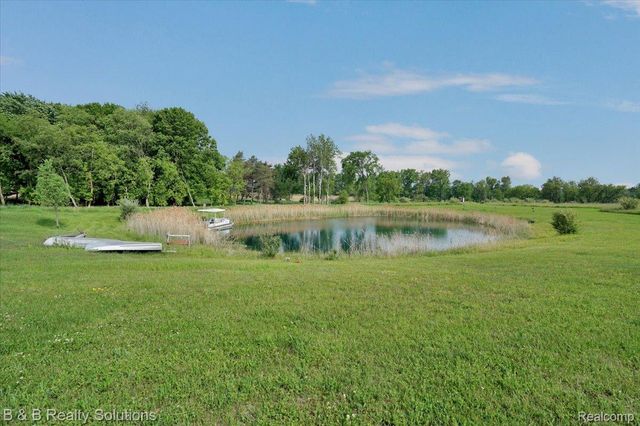 10071 N Hillman Road, Belvidere Township, MI 48850