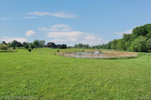 10071 N Hillman Road, Belvidere Township, MI 48850