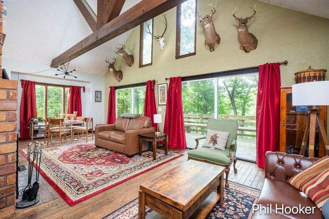 996 Prairie Creek Road, Ionia Twp, MI 48846