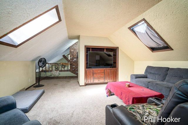 996 Prairie Creek Road, Ionia Twp, MI 48846