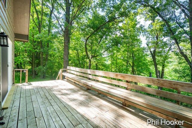 996 Prairie Creek Road, Ionia Twp, MI 48846