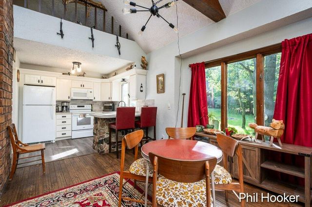 996 Prairie Creek Road, Ionia Twp, MI 48846
