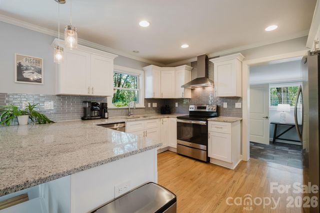 3420 Hayes Court, Charlotte, NC 28205