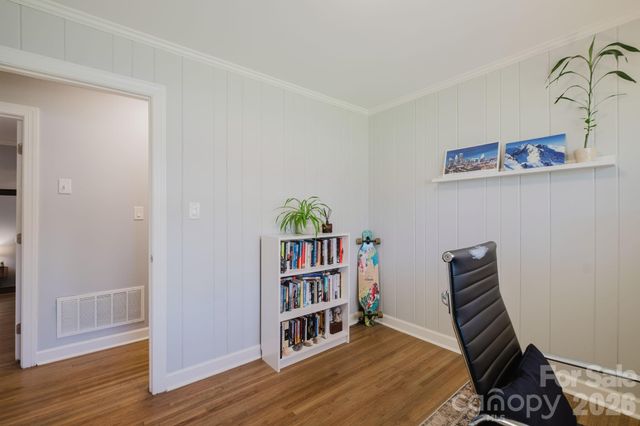 3420 Hayes Court, Charlotte, NC 28205