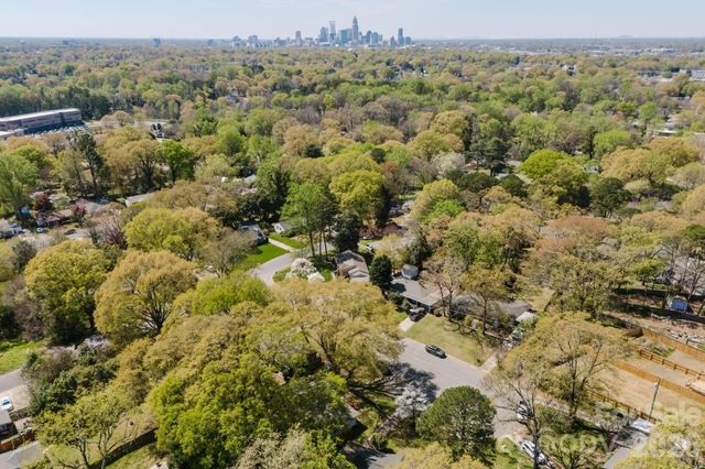 3420 Hayes Court, Charlotte, NC 28205