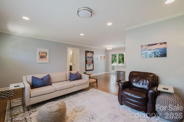 3420 Hayes Court, Charlotte, NC 28205