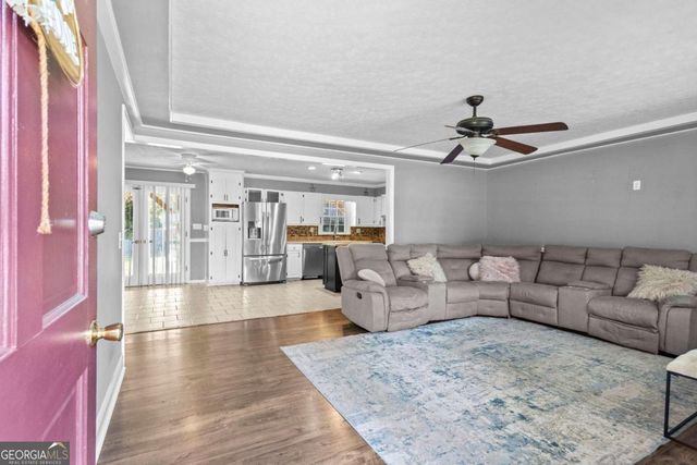 129 Green Meadow Lane, Calhoun, GA 30701