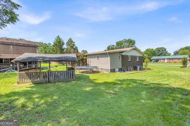 129 Green Meadow Lane, Calhoun, GA 30701