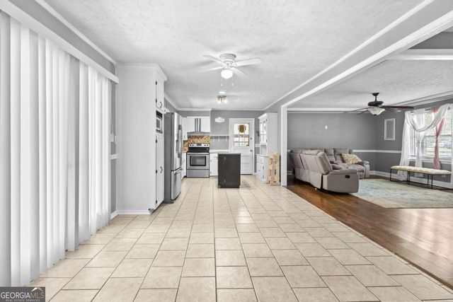 129 Green Meadow Lane, Calhoun, GA 30701