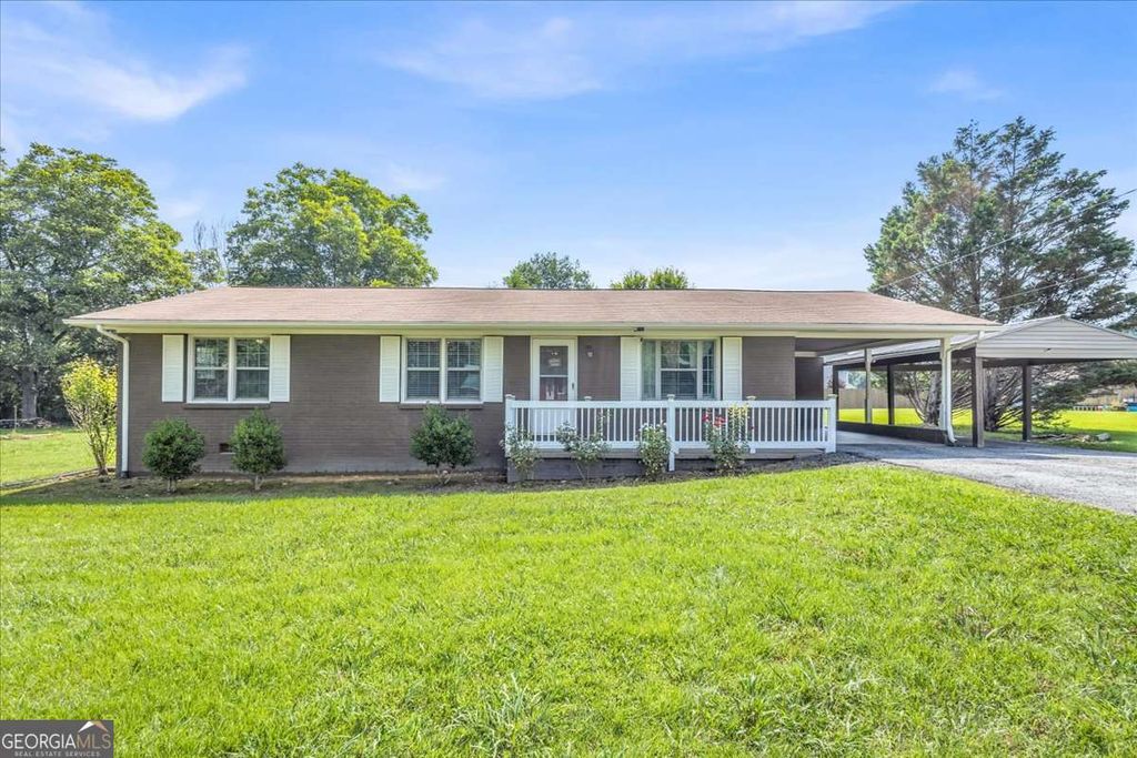 129 Green Meadow Lane, Calhoun, GA 30701