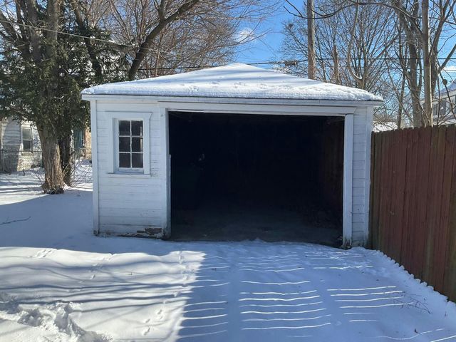 15836 Heyden Street, Detroit, MI 48223