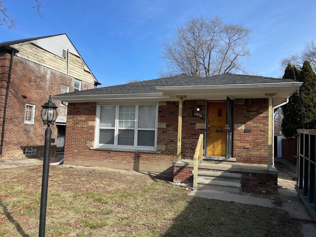 15836 Heyden Street, Detroit, MI 48223