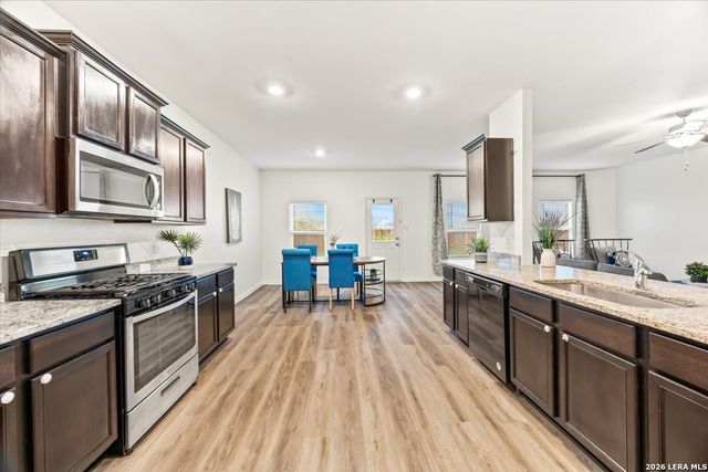 3947 Trail De Paris, New Braunfels, TX 78132