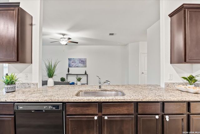 3947 Trail De Paris, New Braunfels, TX 78132