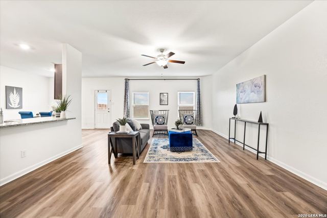 3947 Trail De Paris, New Braunfels, TX 78132
