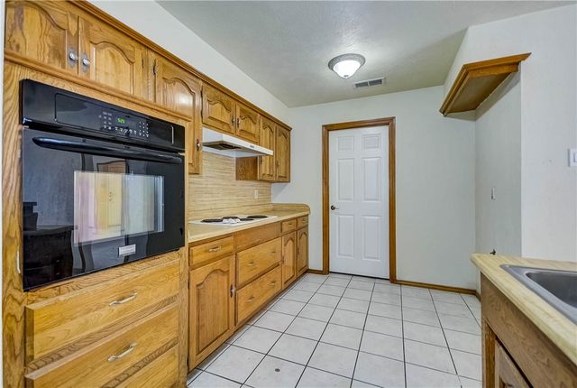 1104 Wimbledon Lane, Plano, TX 75075