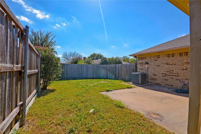 1104 Wimbledon Lane, Plano, TX 75075