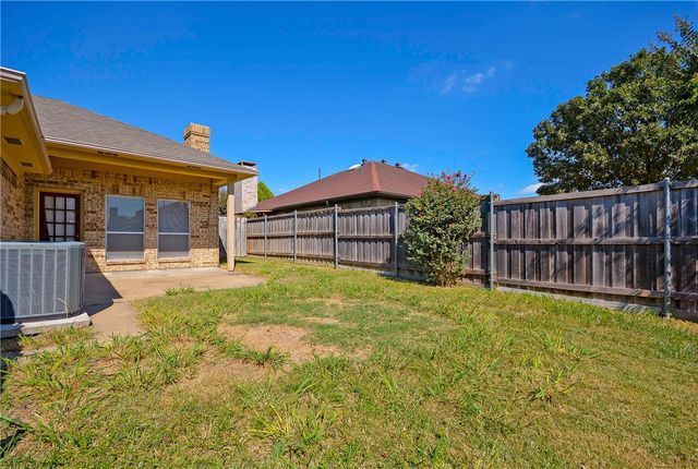 1104 Wimbledon Lane, Plano, TX 75075