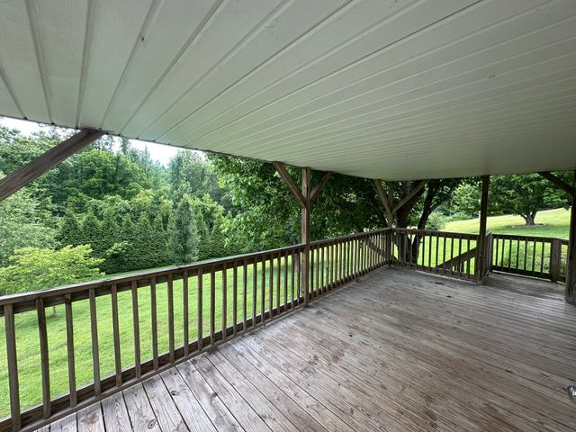 211 Church Hill Rd, Westpoint, TN 38486