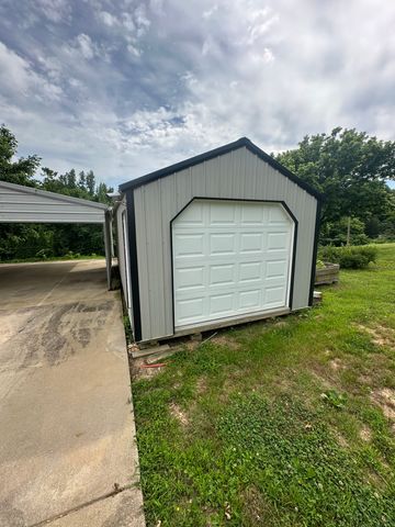 211 Church Hill Rd, Westpoint, TN 38486