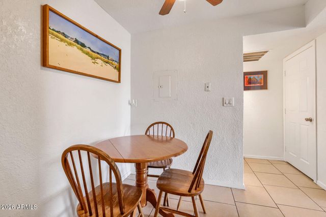 4615 N 39TH Avenue 21, Phoenix, AZ 85019