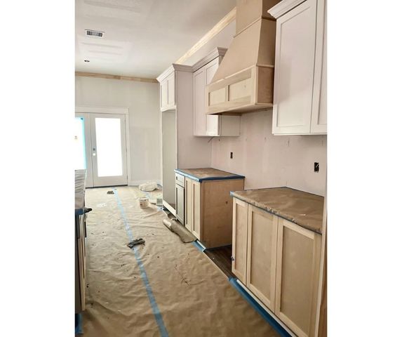 10730 Vinson Street, Beaumont, TX 77713