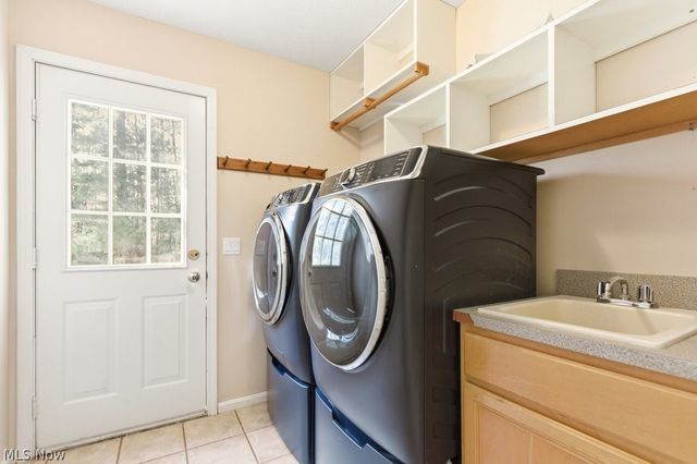 34390 Appleview Way, Solon, OH 44139