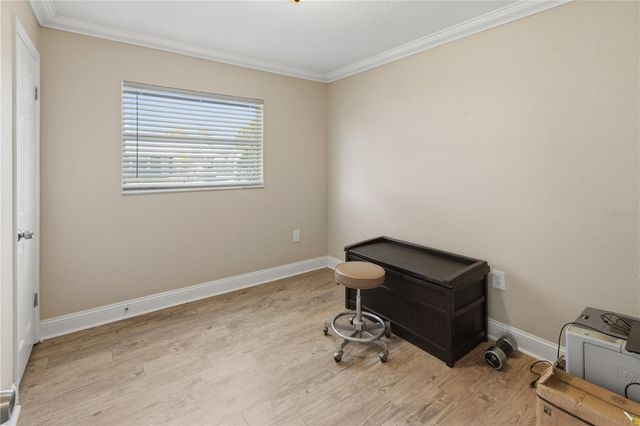 606 HOLT CIRCLE, Winter Haven, FL 33880