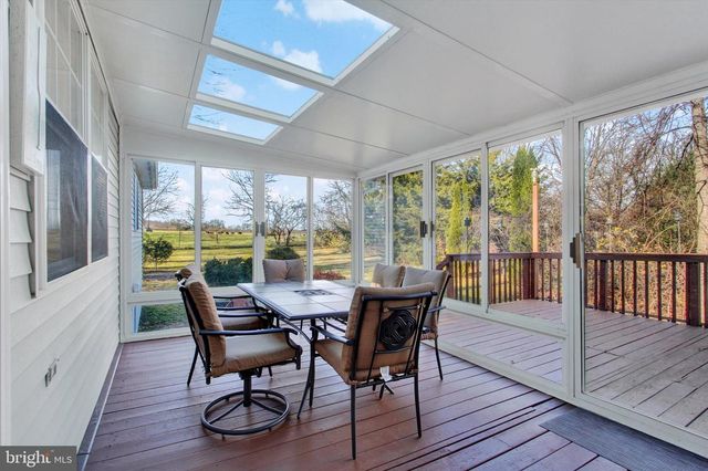 27 MCCANDLESS DR, East Berlin, PA 17316