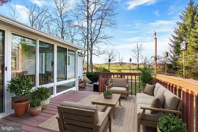 27 MCCANDLESS DR, East Berlin, PA 17316