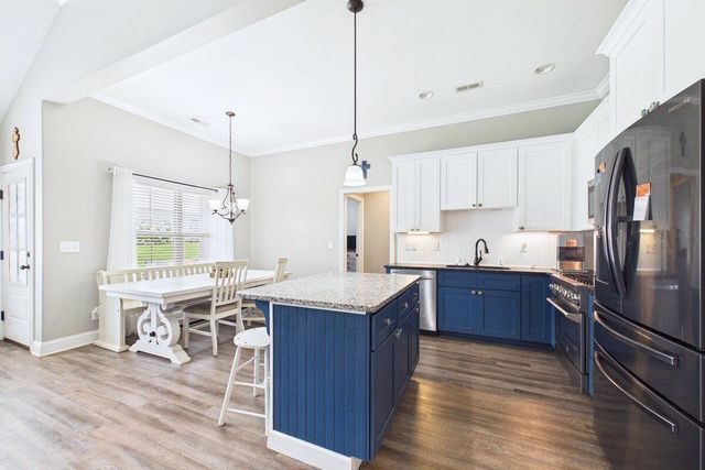 204 Zion Cove Lane, Englewood, TN 37329