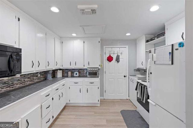 25 Leslie Cove SE, Cartersville, GA 30121