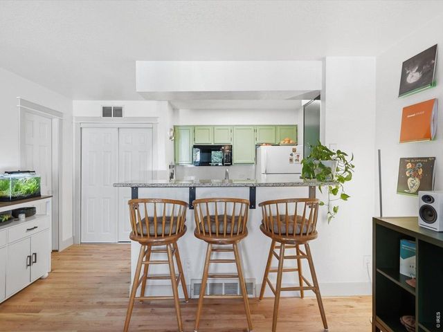 5020 Buckingham Rd, Boulder, CO 80301