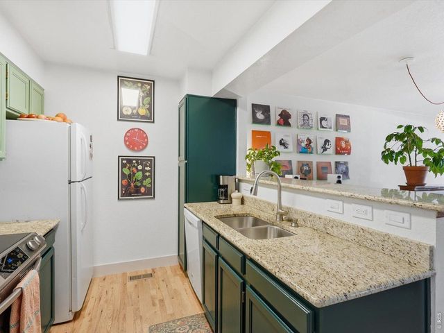 5020 Buckingham Rd, Boulder, CO 80301