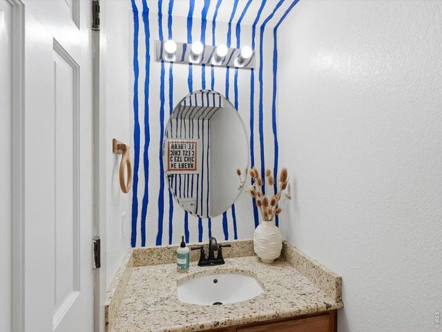 5020 Buckingham Rd, Boulder, CO 80301