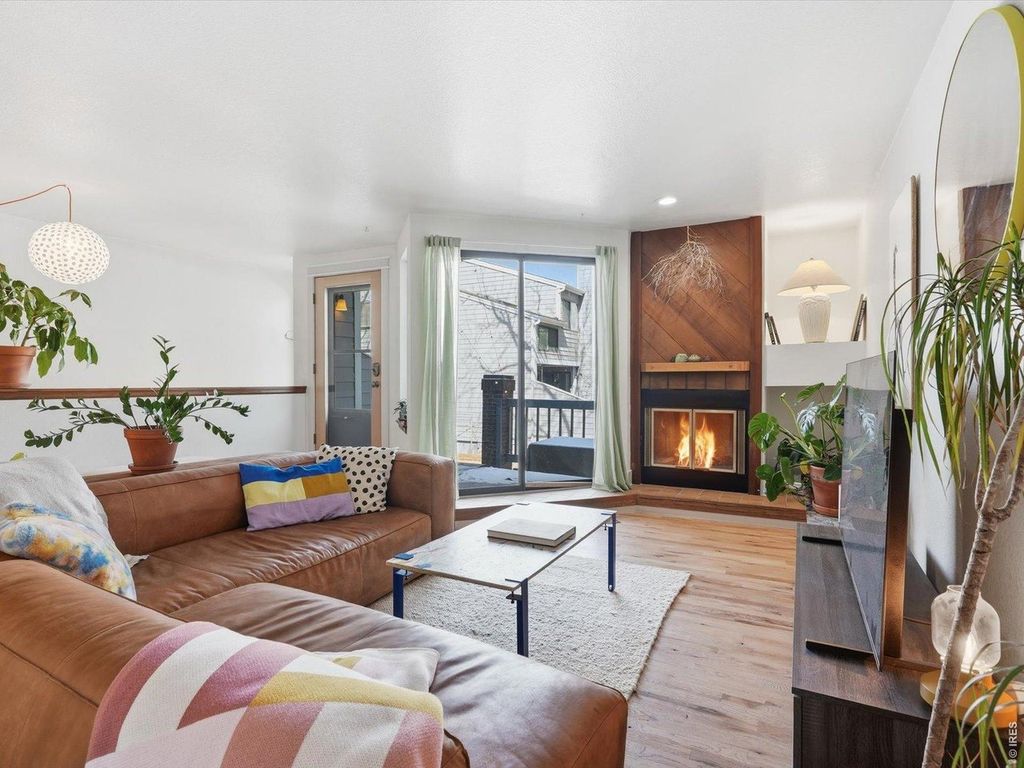 5020 Buckingham Rd, Boulder, CO 80301