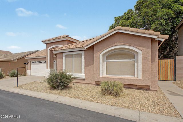 6654 E RICHMOND Street, Mesa, AZ 85215